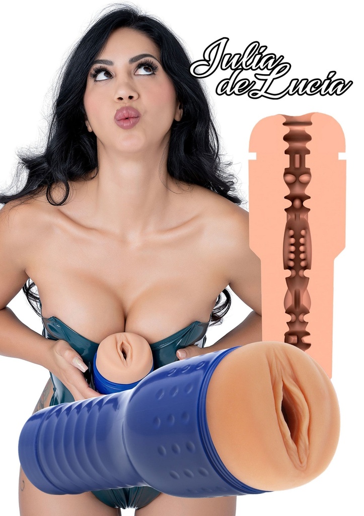 [10714-SKIN] Julia de Lucia Pornstar Pussy