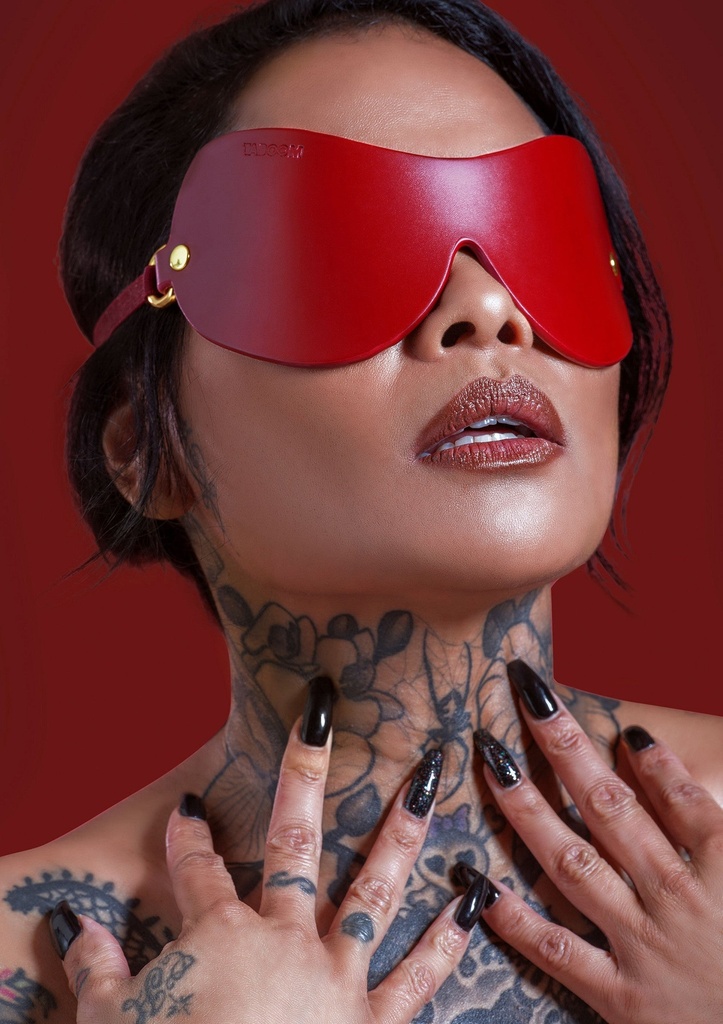 [17158-RED] Avantgarde Blindfold